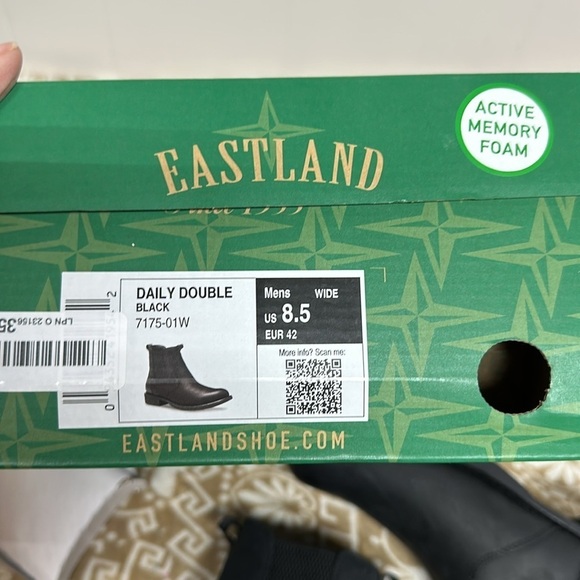 Eastland Mens Leather Daily Double Loafers-shoes, Boots New in Box main image 5